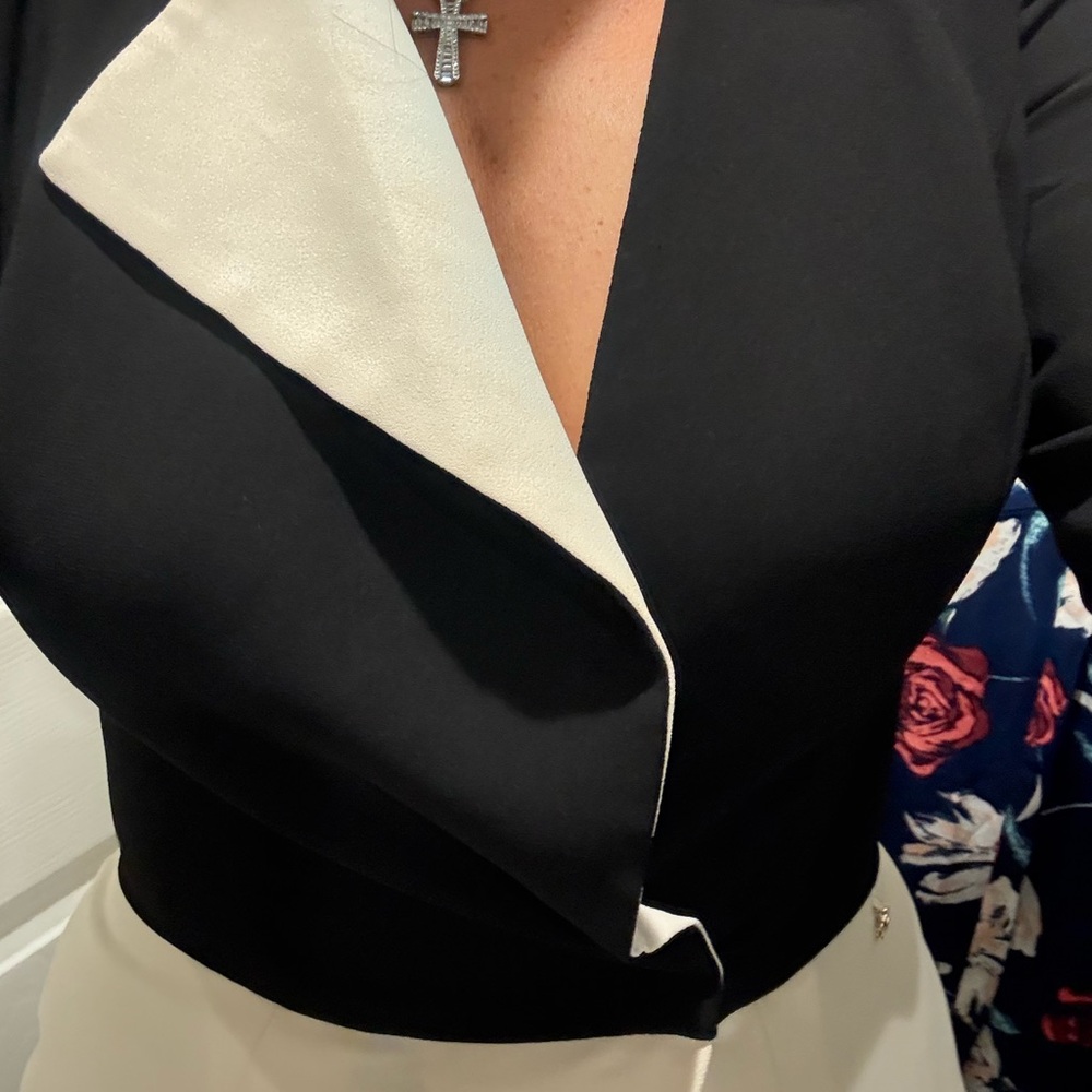Chic Black and White Women's Blazer